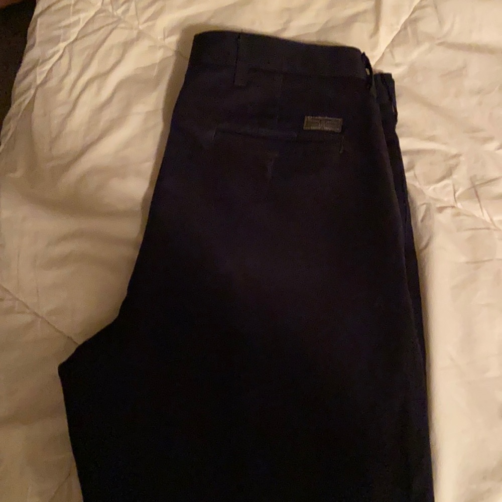 🔥3/$15 Men’s Lee flat front deep navy pants 34x32
